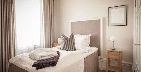hotel room image