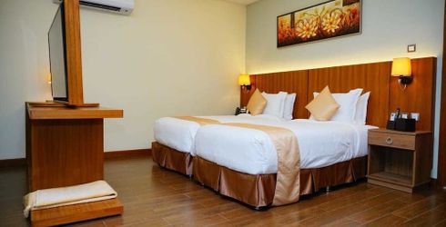 hotel room image