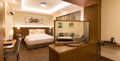 hotel room image