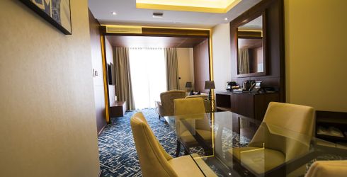 hotel room image