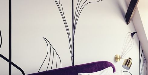 hotel room image