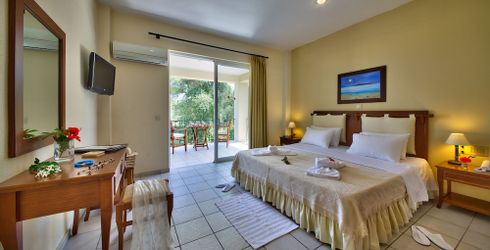 hotel room image