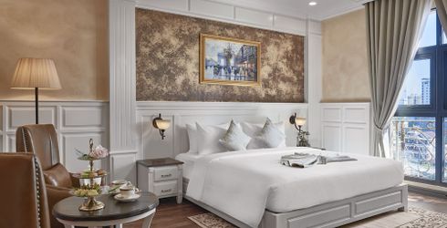 hotel room image