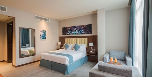 hotel room image