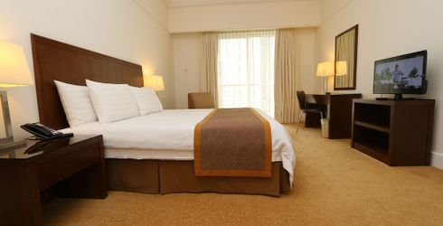 hotel room image