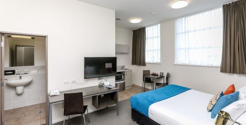 hotel room image