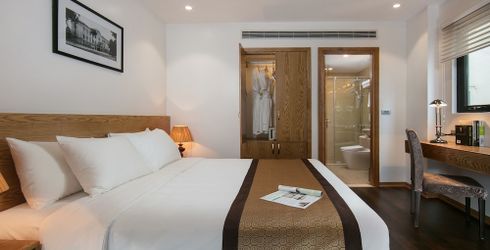 hotel room image