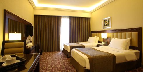 hotel room image