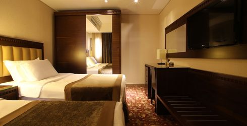hotel room image