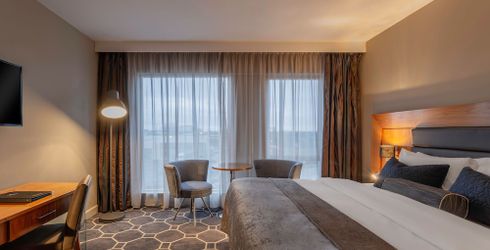 hotel room image