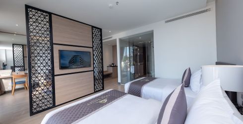 hotel room image