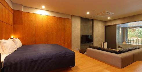 hotel room image