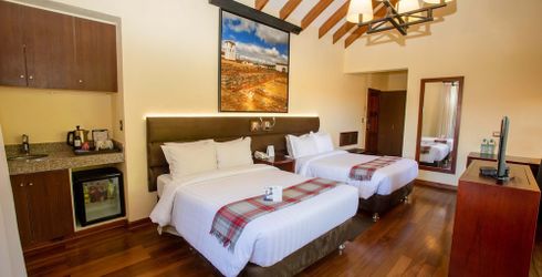 hotel room image