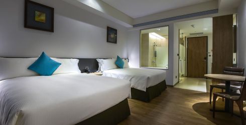 hotel room image
