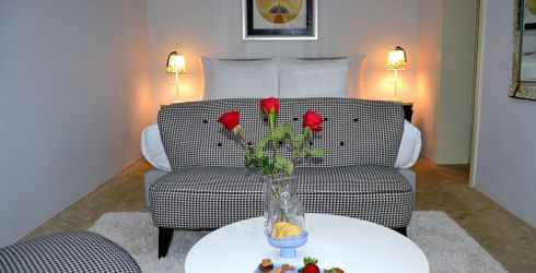hotel room image