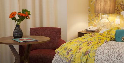 hotel room image