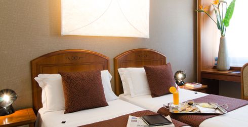 hotel room image