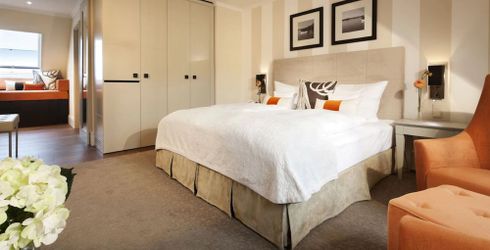 hotel room image