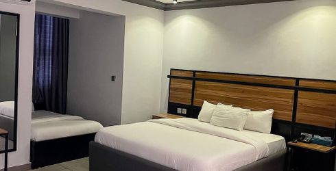 hotel room image