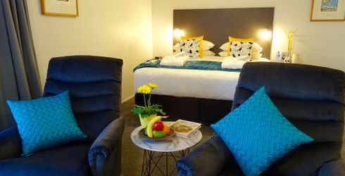 hotel room image