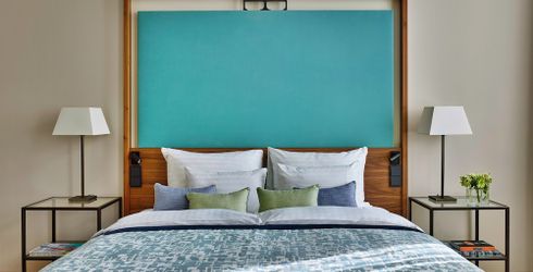 hotel room image