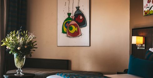 hotel room image
