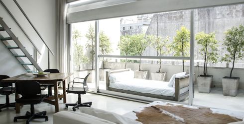 hotel room image