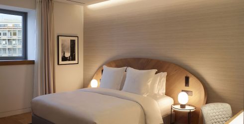 hotel room image