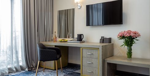 hotel room image