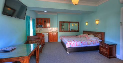 hotel room image