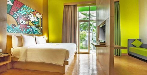hotel room image