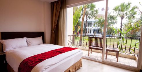 hotel room image