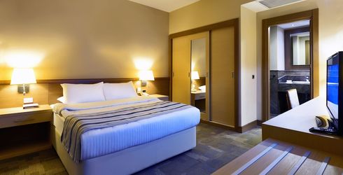 hotel room image