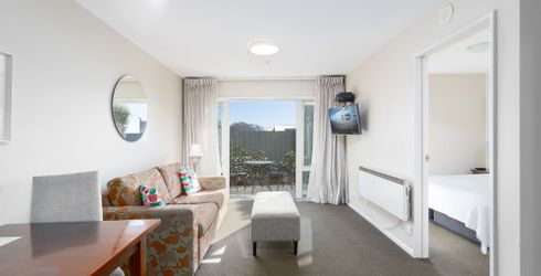 hotel room image