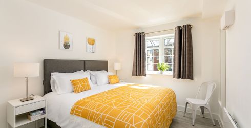 hotel room image