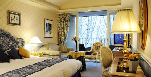 hotel room image