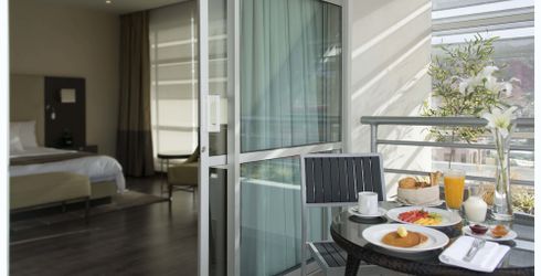 hotel room image