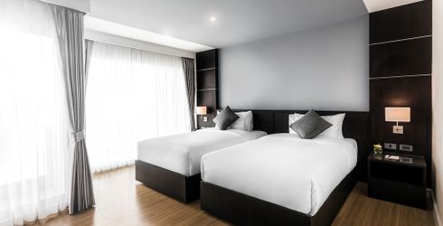 hotel room image