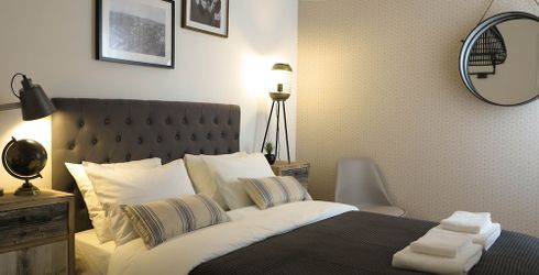 hotel room image