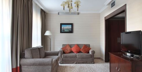 hotel room image
