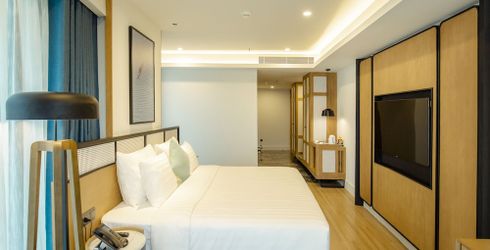 hotel room image