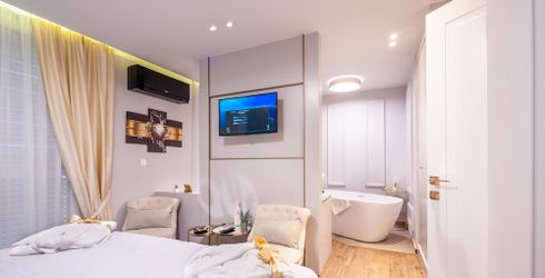 hotel room image