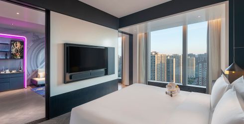 hotel room image
