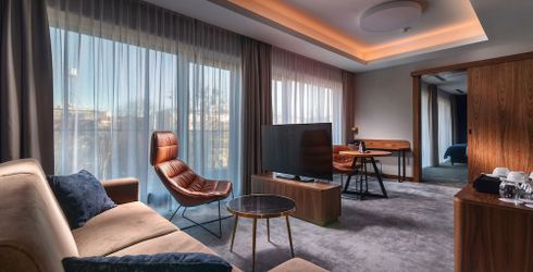 hotel room image