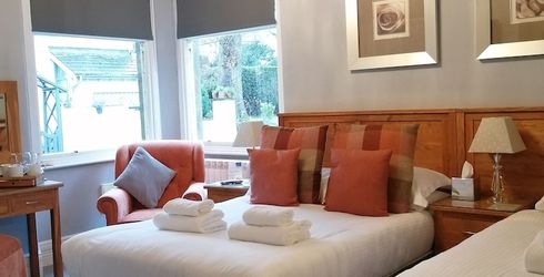 hotel room image