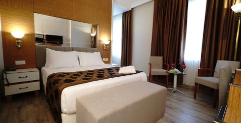 hotel room image