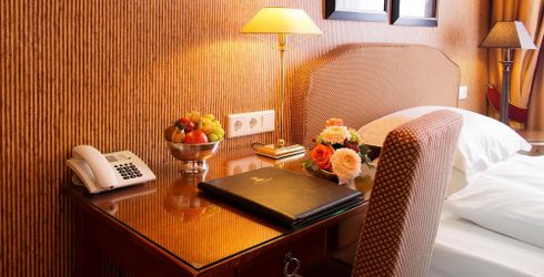 hotel room image