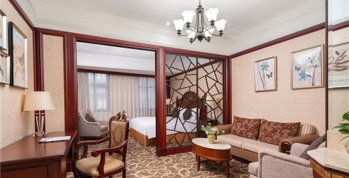 hotel room image