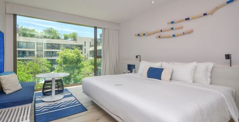 hotel room image