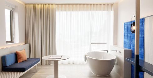 hotel room image